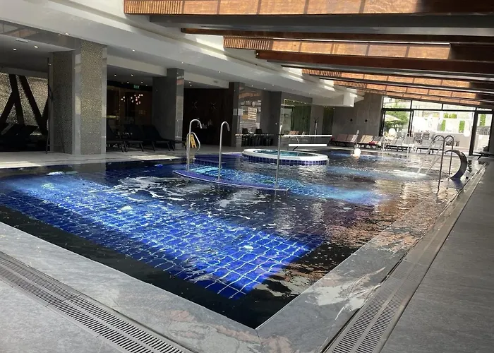 Free в св. иван рилски - сладък дом сред лукс Бансько